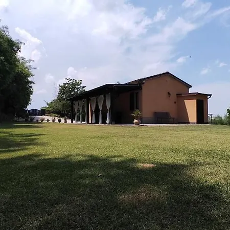 La Casa Del Bosco Ferienhaus *