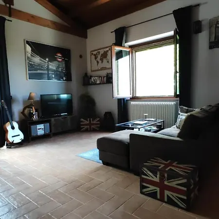 La Casa Del Bosco Ferienhaus *